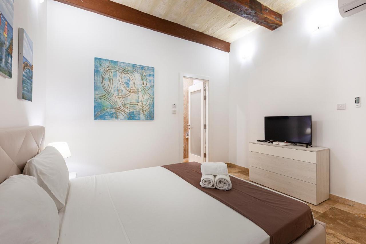 Designer Home With Comfy Sofa In Central Valletta By 360 Estates Екстер'єр фото
